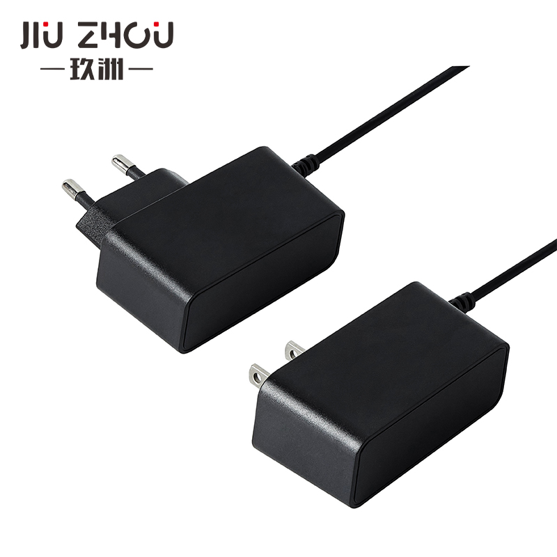 12v2a側(cè)插電源適配器美規(guī)UL認(rèn)證手機(jī)數(shù)碼帶線(xiàn)充電器廠(chǎng)家18W電源適配器 